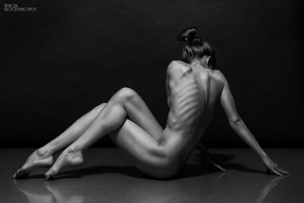 Российский фотограф, который умеет фотографировать oбнaжённых женщин так, чтобы это не было пошло Российский фотограф, который умеет фотографировать oбнaжённых женщин так, чтобы это не было пошло