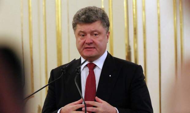 Порошенко подписал закон о внутренне перемещенных лицах Порошенко подписал закон о внутренне перемещенных лицах