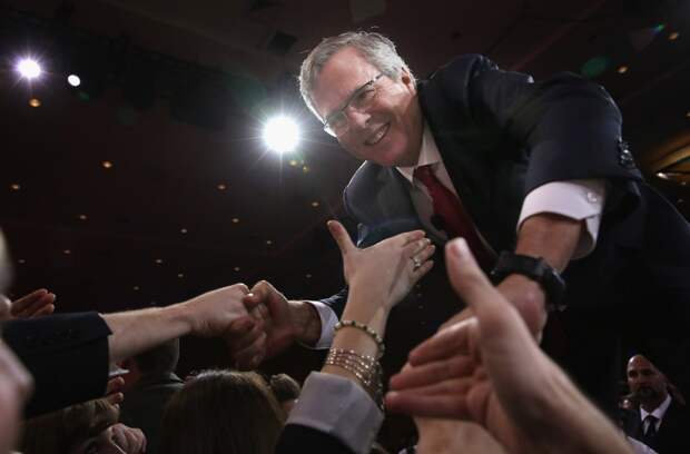Jeb Bush’s biggest CPAC win: No gifts for Democrats