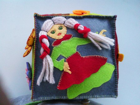 Кукла r