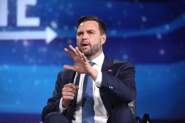 Вэнс заявил о планах обсудить с Орбаном вопрос урегулирования на Украине