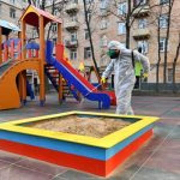 Собянин рассказал о регулярной дезинфекции городских пространств. Фото: mos.ru