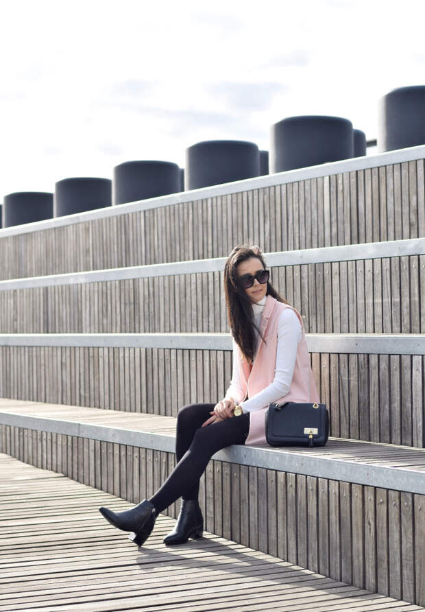 Pink Sleeveless Blazer 1