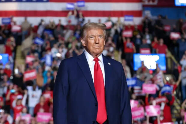Трамп заявил, что поддерживает контакты с председателем КНР Си Цзиньпином