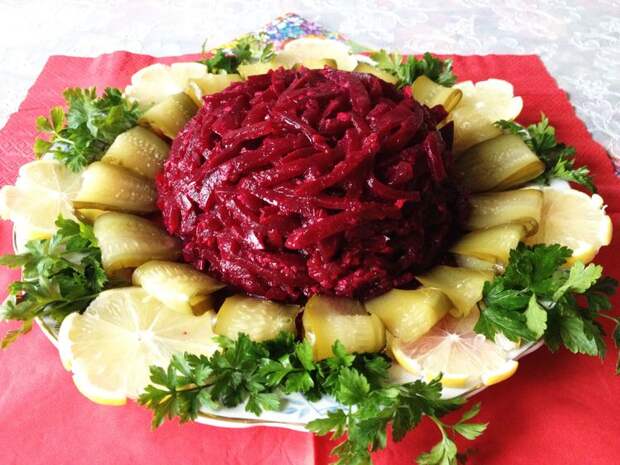 Вкуснейший салат из свеклы. Незабываемый вкус праздника