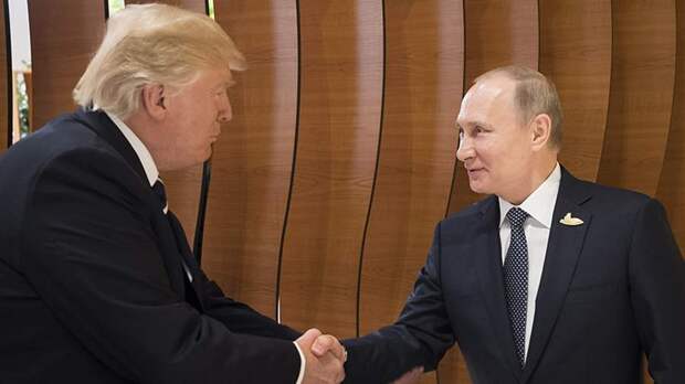 Политолог назвал причины выбора Венгрии для встречи Путина и Трампа