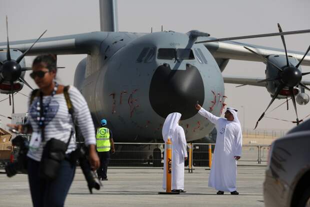 Военно-транспортный самолет Airbus A400M