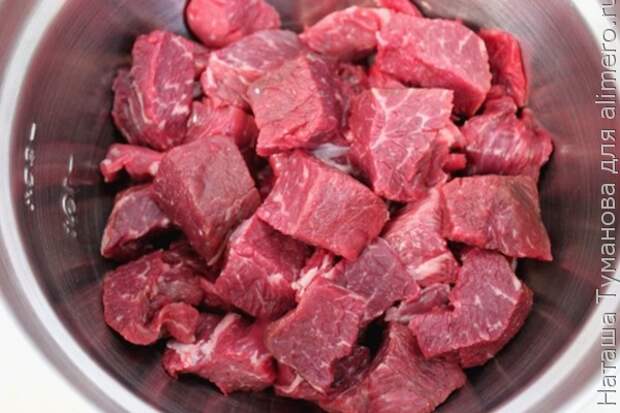 БЕФСТРОГАНОВ С МАКАРОНАМИ БЕФСТРОГАНОВ С МАКАРОНАМИ