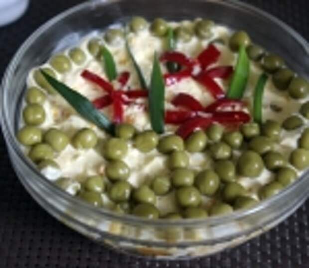 Слоеный салат с курицей