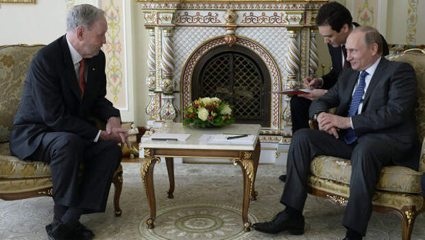 СМИ: встреча экс-премьера Канады с Путиным стала пощечиной Оттаве