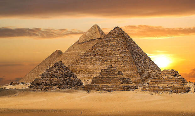 7 главных конспирологических теорий о происхождении пирамид