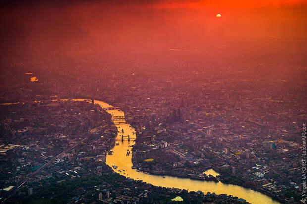 London v nochnyh aerofotografiyah Vinsenta Laforeta 7