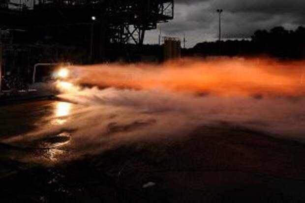 NASA test fires a 75% 3D printed "breadboard" rocket engine. (Image Credit: NASA/MSFC)