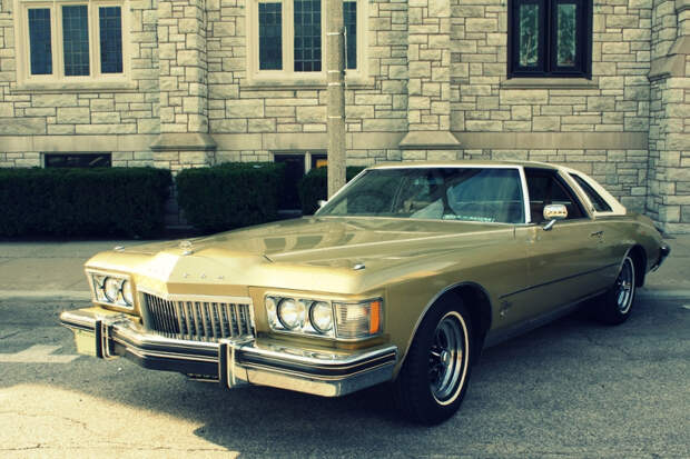 Buick Riviera классика, олдтаймер, старые автомобили