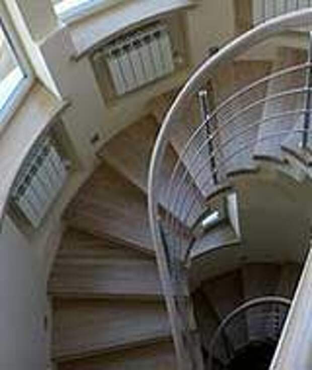 Варианты отделки бетонных лестниц