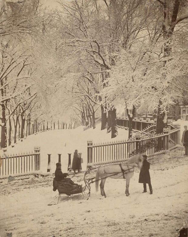 11 винтажных фотографий заснеженных городов