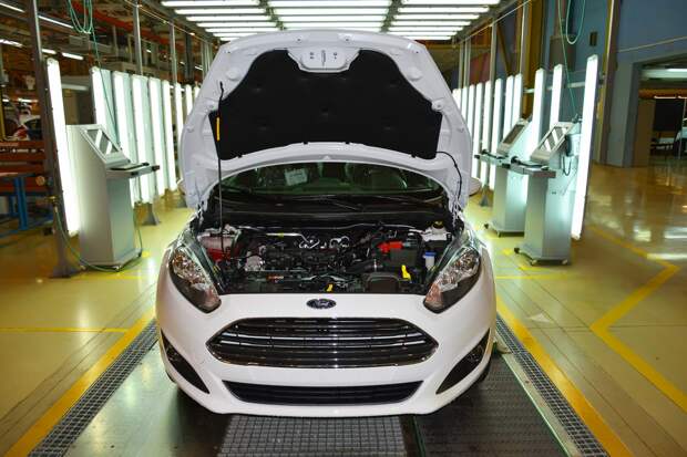В Татарстане выпущен первый Ford с российским мотором