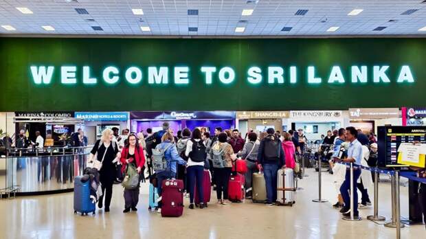 Посольство РФ в Шри-Ланке решает вопрос с возвращением домой застрявших на острове россиян