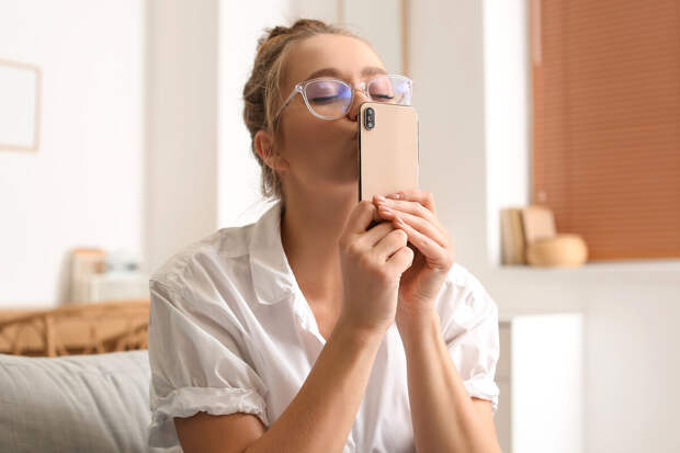 Психолог Абравитова: подростки создают себе кумиров из-за кризиса идентичности