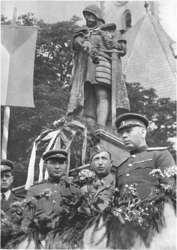 chekhoslovakialiberation001-22