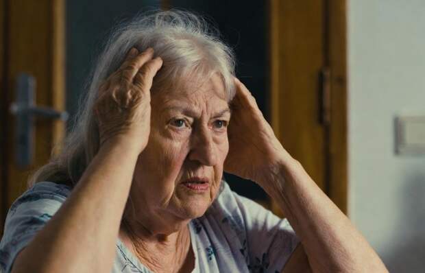 Врач Прощаев указал, что забывчивость может быть сигналом наступающего инсульта