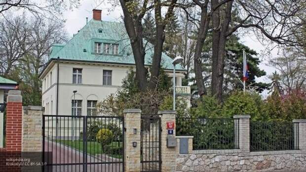 Вице-премьер Чехии не видит необходимости высылать дипломатов РФ из страны Вице-премьер Чехии не видит необходимости высылать дипломатов РФ из страны