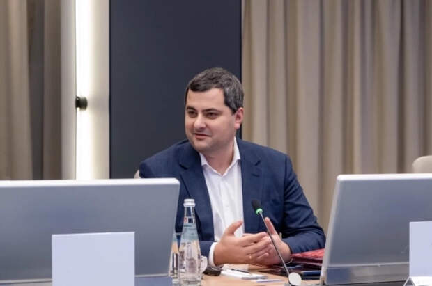 Овчинский: в Раменках началось строительство делового центра в форме паруса