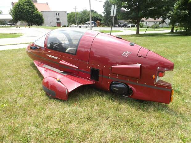 Мотоцикл Pulse Autocycle 1986 в форме самолета