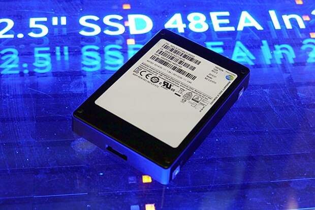 Компания Samsung представила SSD-накопитель PM1633a с самой большой ёмкостью в мире