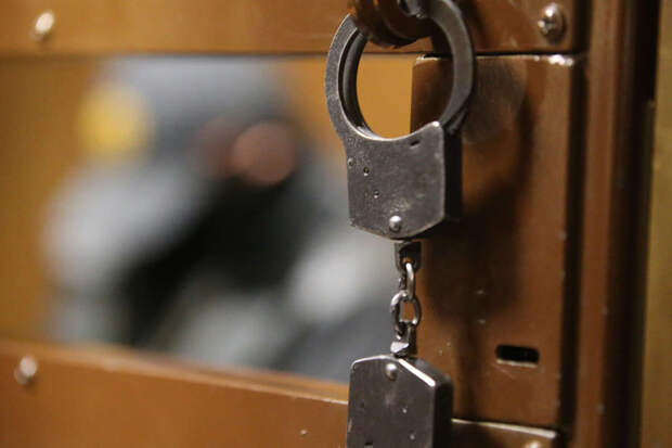 Прокурор запросила 20 лет сотруднице Кадетского корпуса СК за вербовку подростка