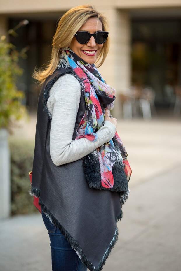 Jacket-Society-A Second Look At Our Cloud Faux Leather And Fur Vest-2320