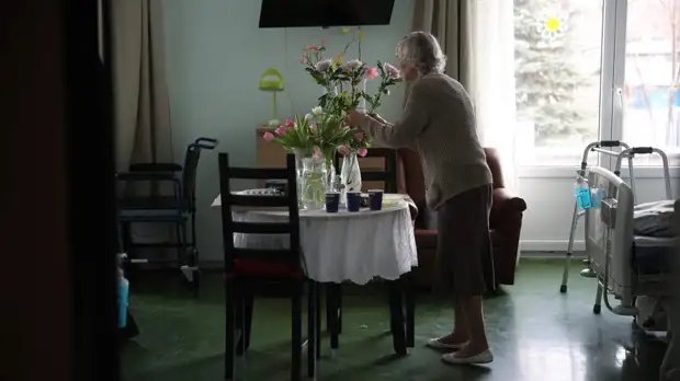 Забота у нас такая: как общество помогает пожилым