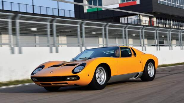 7. 1972 Lamborghini Miura P400 SV $2 420 000 аукцион, олдтаймер, ретро автомобили