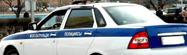 Полицейские вернули автовладельцу потерянный госномер в Актау