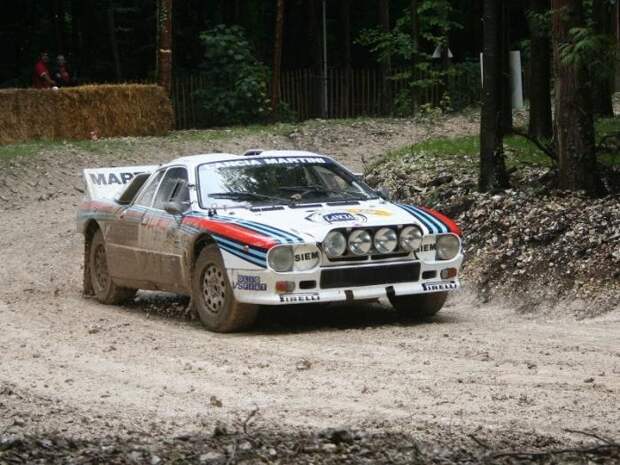Lancia Beta Montecarlo — центральномоторная ракета