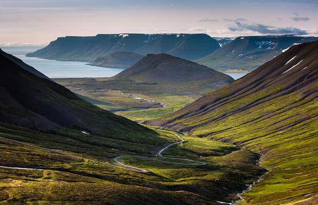 i-fell-in-love-with-iceland-but-its-a-complicated-relationship-18__880