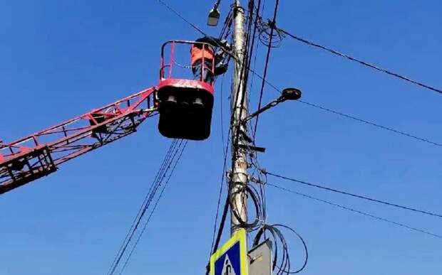 Срезали провода в центре Рязани: мэр Ясинский рассказал о проекте "Чистое небо"
