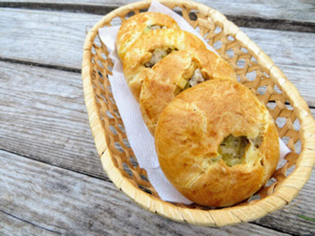 Фото к рецепту: Наконец-то без дрожжей. Очень вкусные пироги с картошкой и мясом!