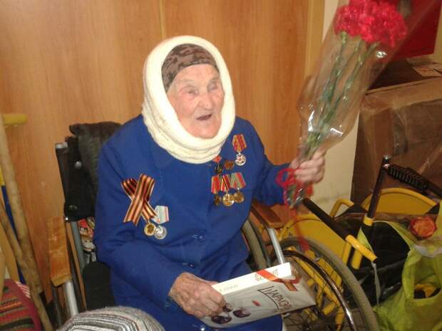 Пожилая женщина, участница войны, была тронута до глубины души нашим поступком история, ссср, факты