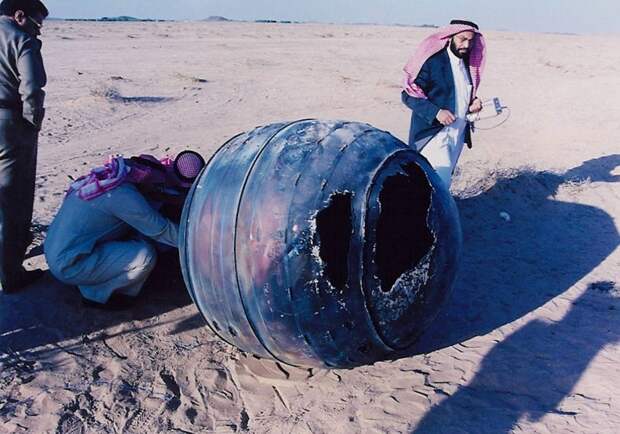 Титановый корпус двигателя третьей ступени ракеты Delta 2 упал в Саудовской Аравии (источник НАСА) космос, мусор, ракета, свалилось, упало с неба, шар