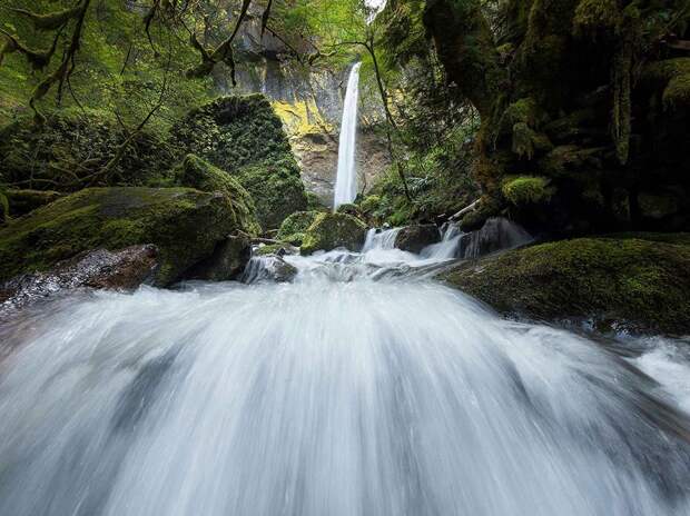dry-creek-falls_95161_990x742