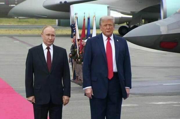 В Белом доме повесили фото Трампа с Путиным