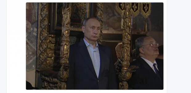 Путин сел в кресло византийских императоров в ходе визита на Афон. Путин сел в кресло византийских императоров в ходе визита на Афон.