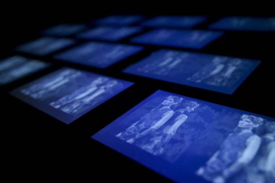 Выставка Романа Шмидта "Цвет света"/ "Colour of light" в G8 Gallery