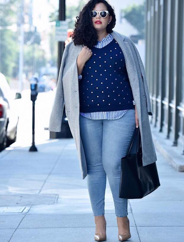Максимум красоты: подборка летних идей из лукбуков красавиц Plus Size