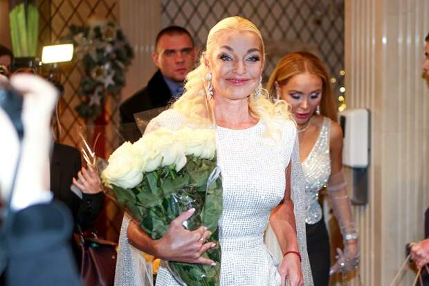 Волочкова анонсировала песню, посвященную своим ненавистникам