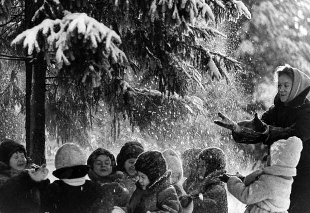 Советская жизнь в фотографиях 