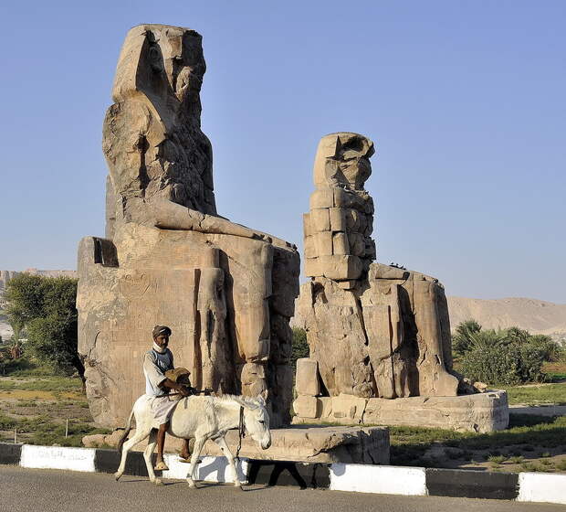 Храм Рамсеса III... Египет.