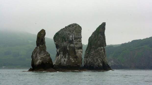 rocks25 Самые красивые и необычные морские скалы