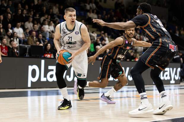 Кирилл Попов перешёл из БК «Пари НН» в «Уралмаш» в обмен на денежную компенсацию